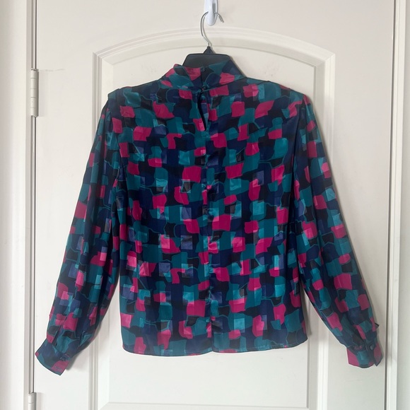 Vintage Jonathan Martin pleated front geometric retro blouse with shoulder pads - Picture 4 of 9